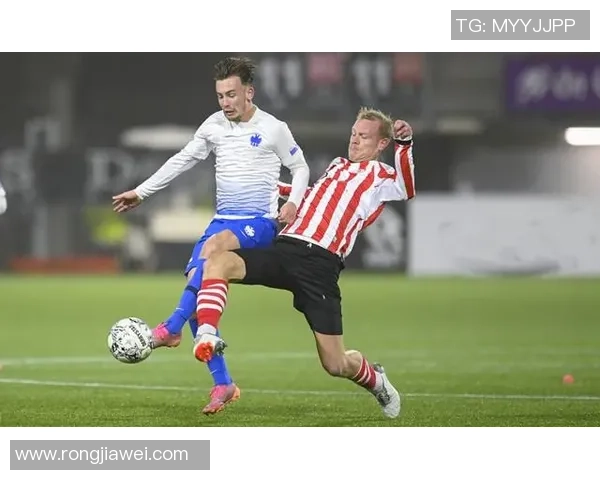 海军芬与瓦尔韦克激战正酣谁能在这场较量中笑到最后